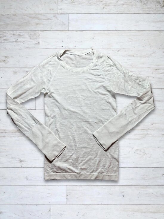 lululemon athletica Tops - Lululemon Swiftly Tech Long Sleeve White Light Gray Size 4